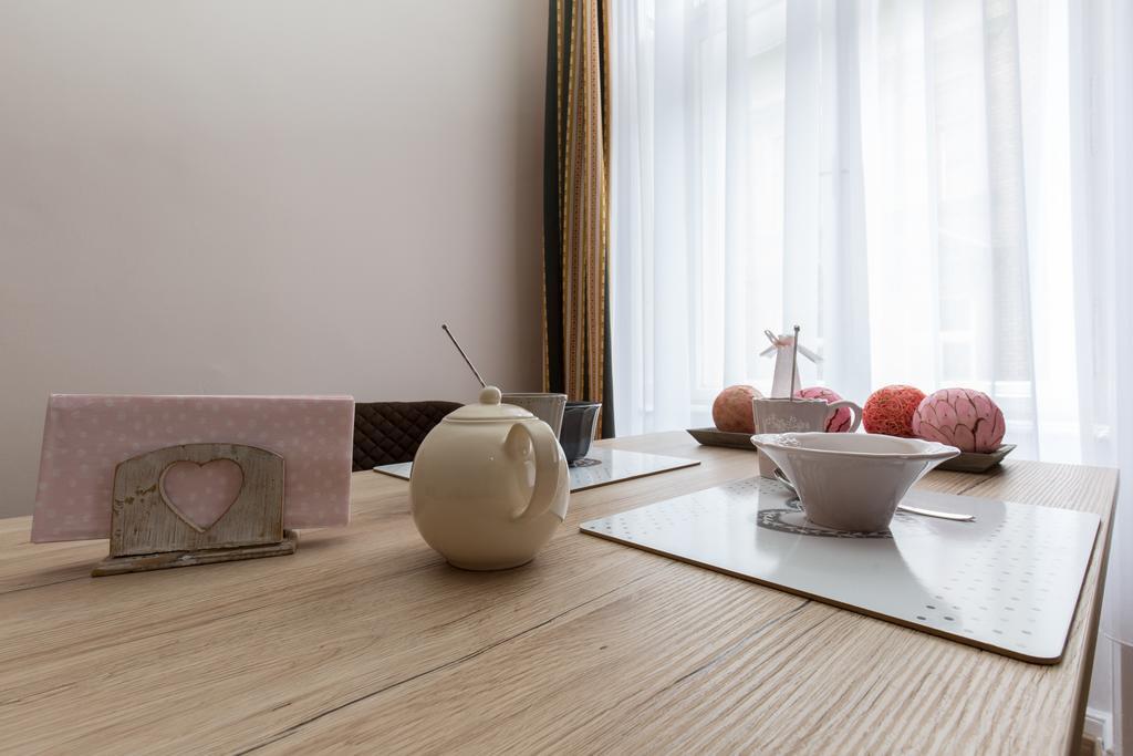 Bpm: Dob70 Classic Apartment In Downtown Budapest Szoba fotó